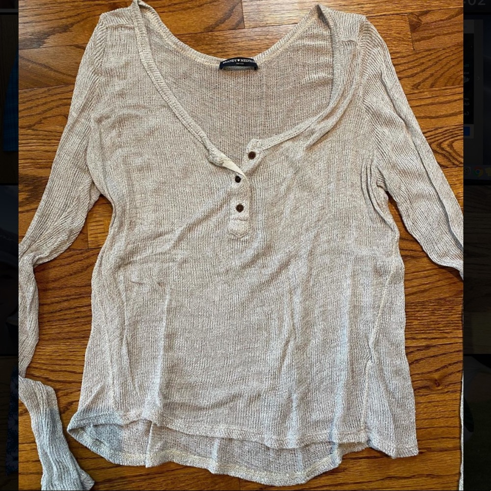 BRANDY MELVILLE SWEATER